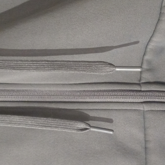 Adidas hoodie size M long sleeve Teenegear NWOT - Picture 5 of 5